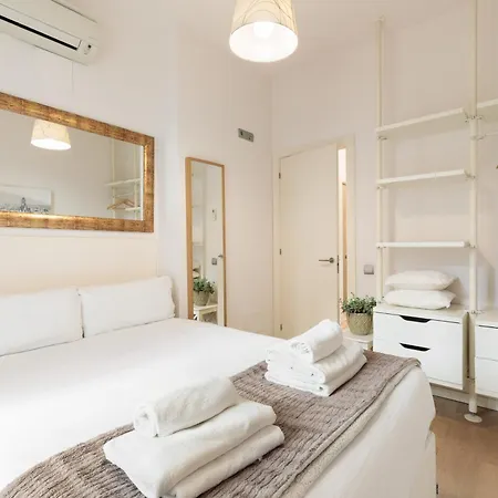 Enjoy Montserrat Boutique In Eixample Apartment Barcelona
