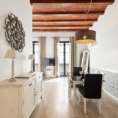 Enjoy Montserrat Boutique In Eixample